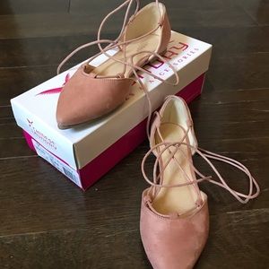 Chinese Laundry Flats